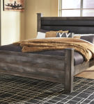 Signature Design by Ashley Wynnlow King Poster Bed-Gray