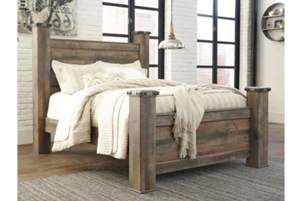 Signature Design by Ashley Trinell Queen Poster Bed-Brown