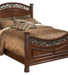 Leahlyn King Panel Bed