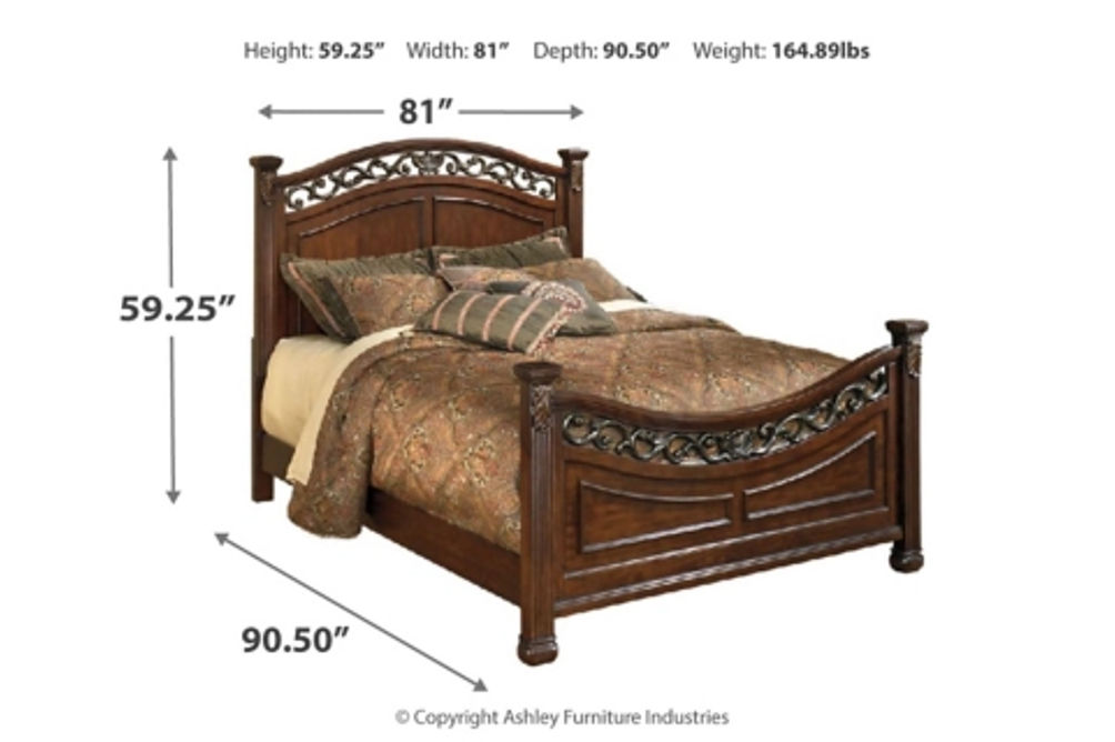 Leahlyn King Panel Bed