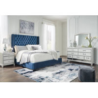 Signature Design by Ashley Coralayne King Upholstered Bed with Mirrored Dresser