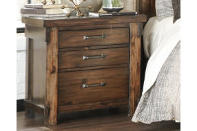 Signature Design by Ashley Lakeleigh Queen Panel Bed, Chest and 2 Nightstands-