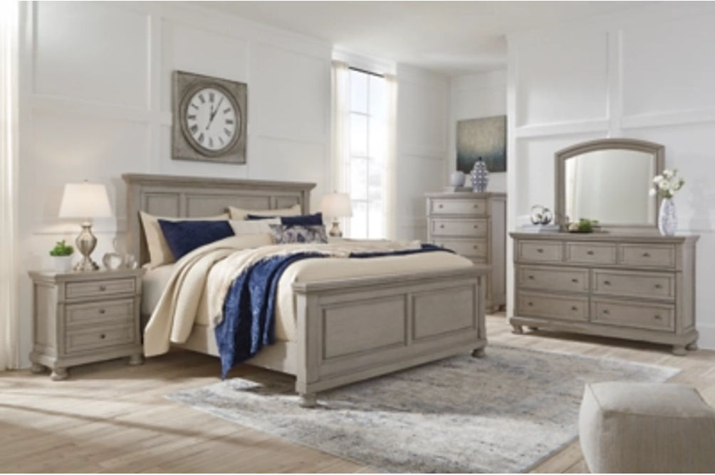 Signature Design by Ashley Lettner California King Sleigh Bed-Light Gray