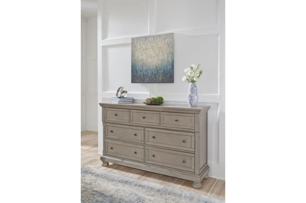 Signature Design by Ashley Lettner Queen Panel Bed, Dresser, and Nightstand-Li