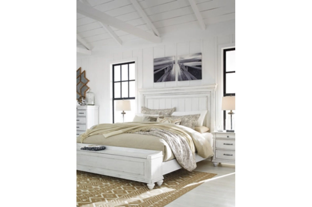 Benchcraft Kanwyn California King Panel Bed with Storage Bench-Whitewash