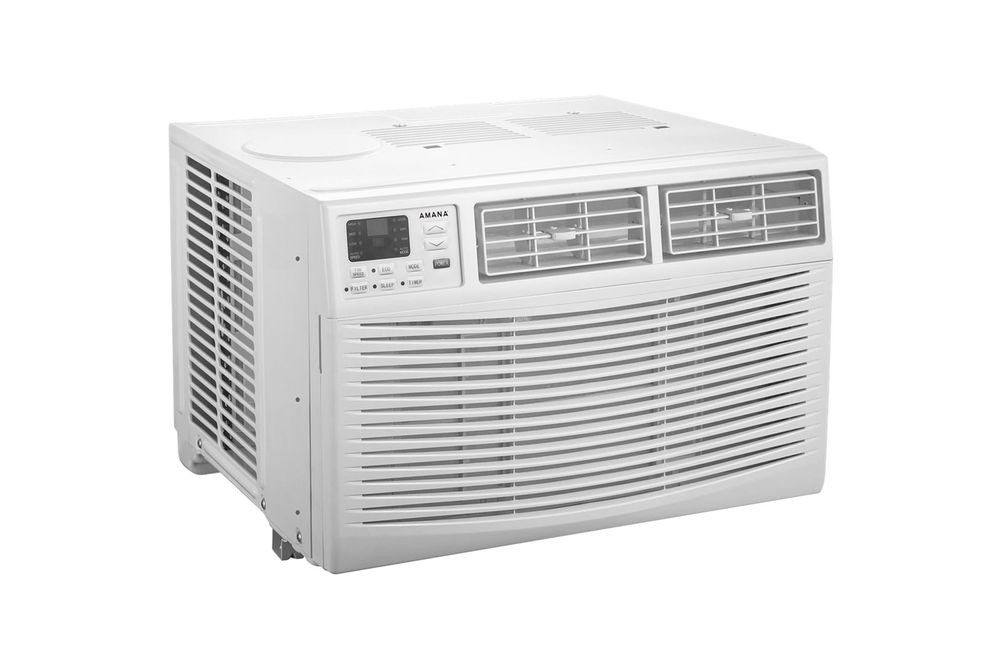 Amana - 1000 Sq. Ft. Window Air Conditioner - White