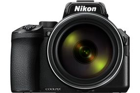 Nikon - Coolpix P950 16.0-Megapixel Digital Camera - Black