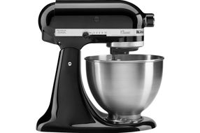 KitchenAid - Classic Series 4.5 Quart Tilt-Head Stand Mixer - K45SSOB - Onyx Black