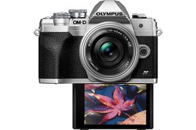 Olympus - OM-D E-M10 Mark IV 4K Video Mirrorless Camera (Body Only) - Silver