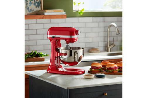 KitchenAid - 5.5 Quart Bowl-Lift Stand Mixer - Empire Red