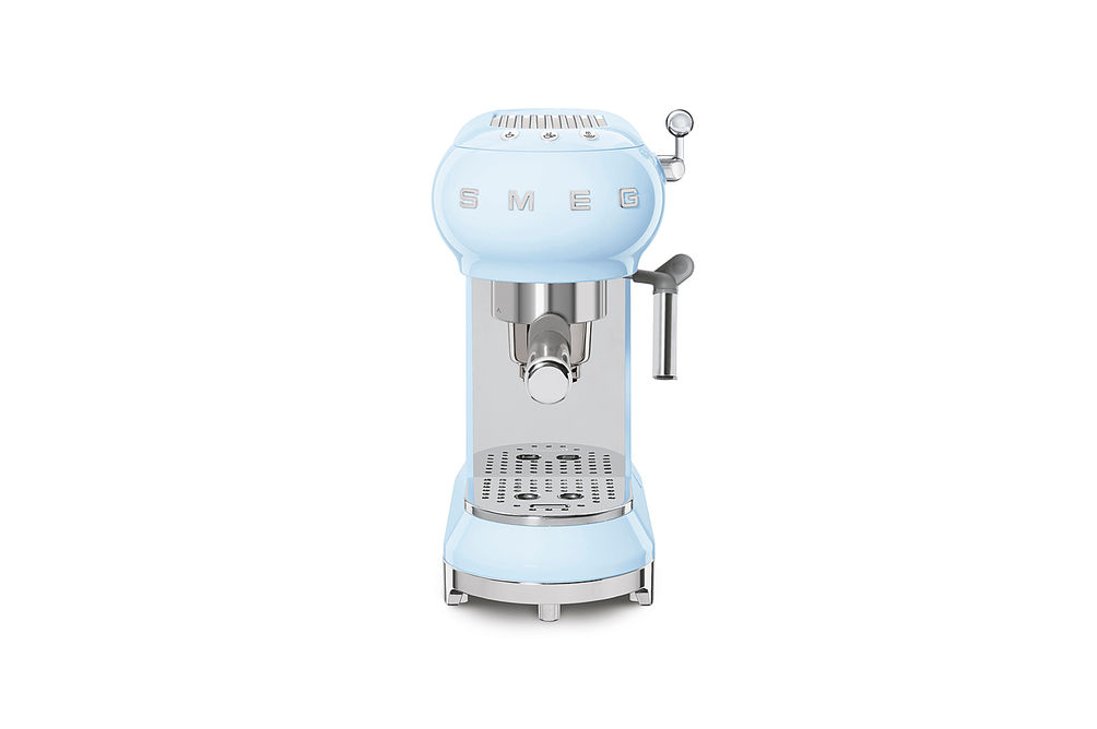 SMEG Semi-Automatic Espresso Machine with 15 bar pressure - Pastel Blue