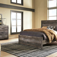 Signature Design by Ashley Wynnlow 5-Piece Queen Bedroom Set- Room View