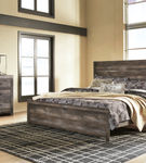 Signature Design by Ashley Wynnlow 5-Piece King Bedroom Set- Room View