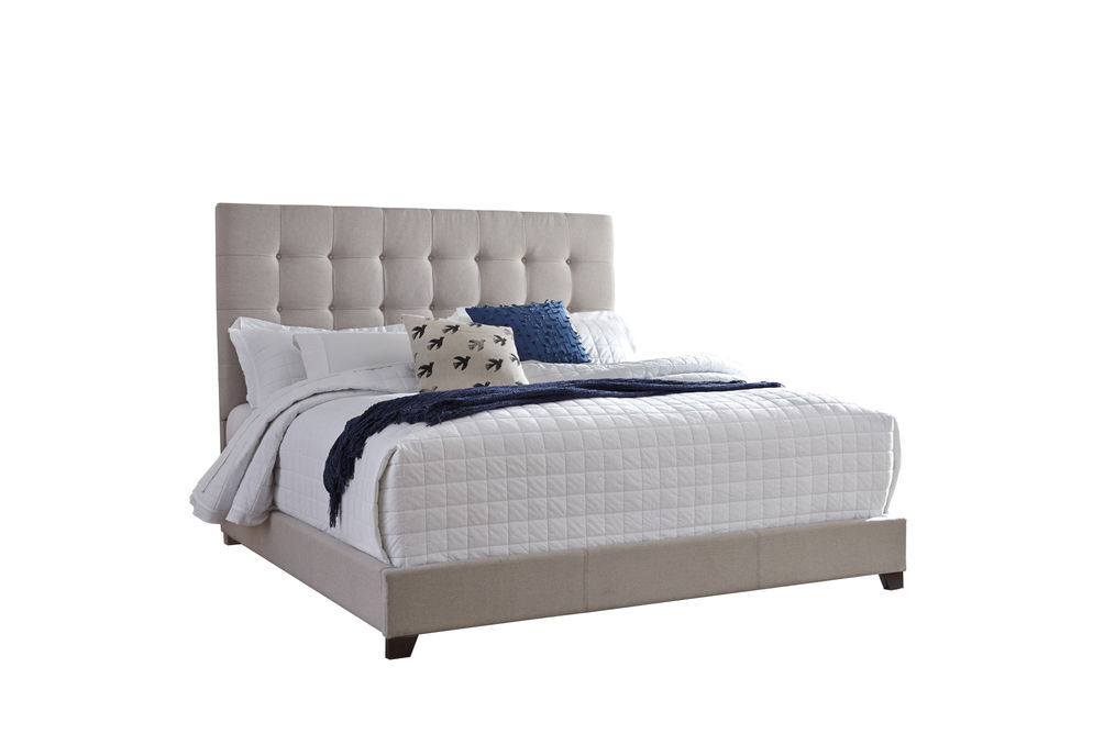 Signature Design by Ashley Dolante Queen Tufted Upholstered Bed - Beige