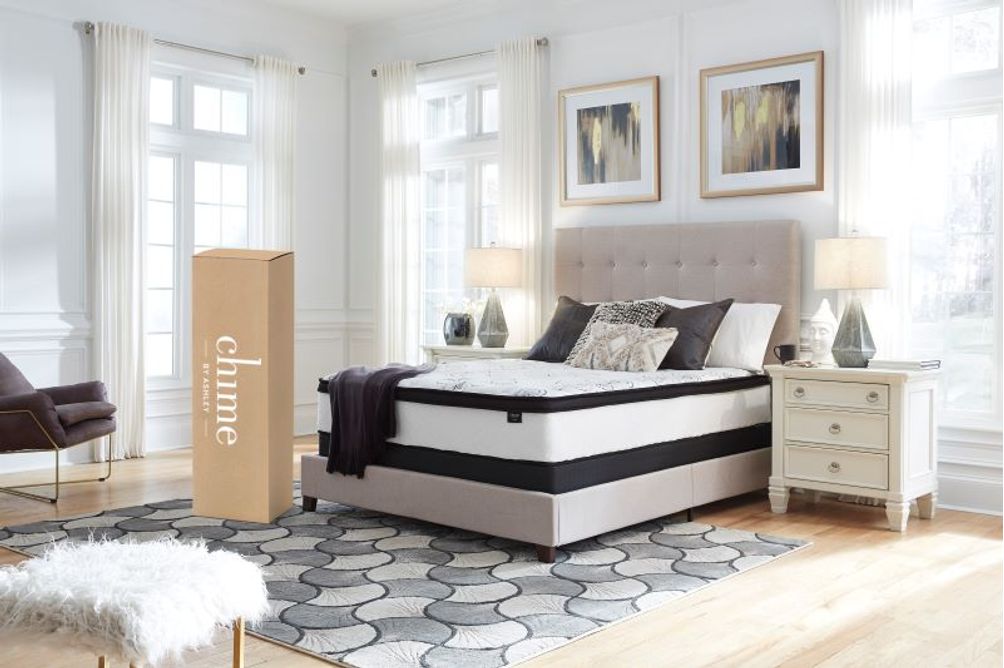 Signature Design by Ashley Chime 12 Inch Hybrid Queen Mattress- Sample Room View