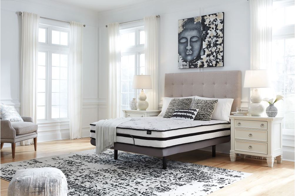Signature Design by Ashley Chime Hybrid Twin Mattress - Sample Room View