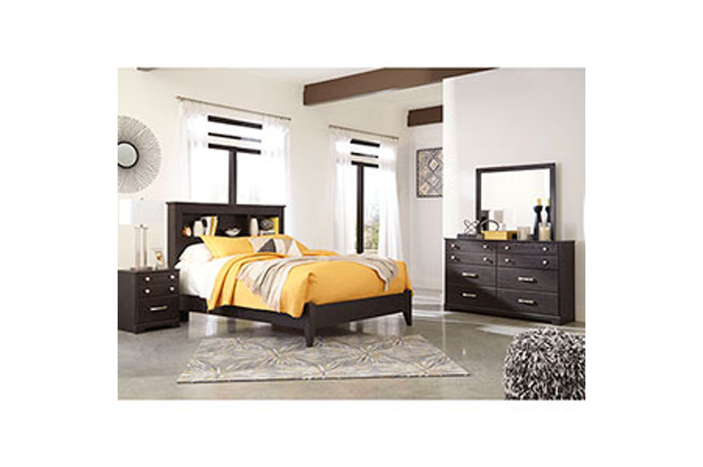 Signature Design by Ashley Reylow 6-Piece Queen Bedroom Set- Room View