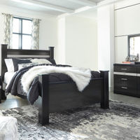 Signature Design by Ashley Starberry 6-Piece Queen Bedroom Set - Room View 