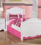 Signature Design by Ashley Exquisite 3-Piece Twin Bedroom Set - Room View