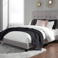 Signature Design by Ashley Dolante Queen Bed with Mattress - Room View