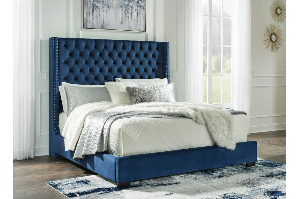 Signature Design by Ashley Coralayne Blue 5-Piece Queen Bedroom Set - Queen Bed