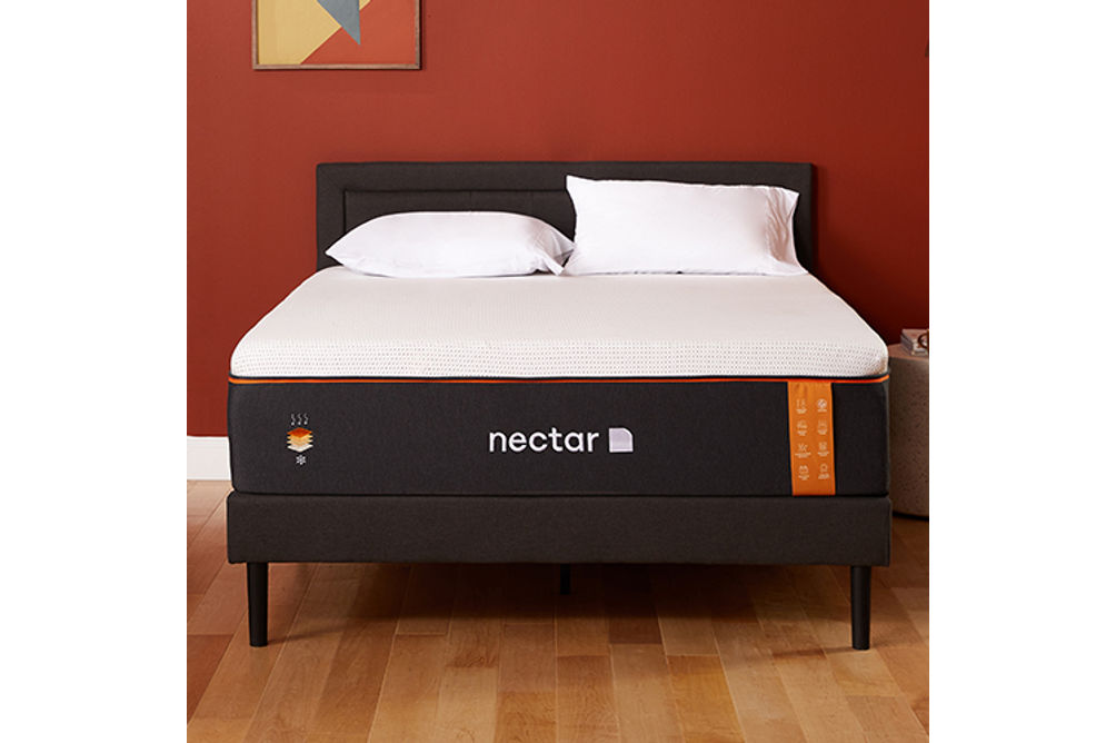 Nectar Premier Copper 14 Inch Queen Gel Memory Foam Mattress - Sample Room View