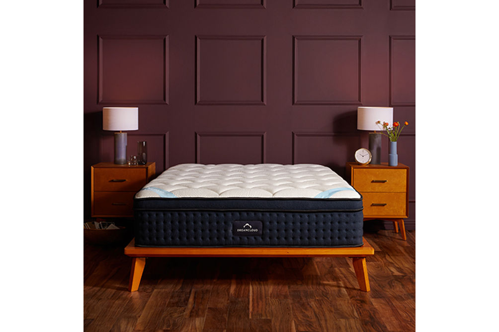 DreamCloud Premier 14 Inch Hybrid Twin Mattress - Sample Room View