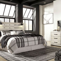 Signature Design by Ashley Cambeck 4-Piece King Bedroom Set - Sample Room View