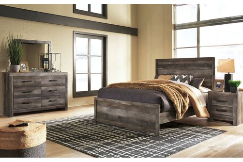 Signature Design by Ashley Wynnlow Queen Panel Bed with Mirrored Dresser and N Signature Design by Ashley Wynnlow Queen Panel Bed with Mirrored Dresser and N
