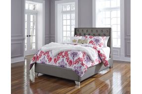 Signature Design by Ashley Coralayne Queen Bed