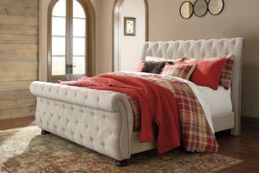 Signature Design by Ashley Willenburg Queen Upholstered Bed + Queen Mattress