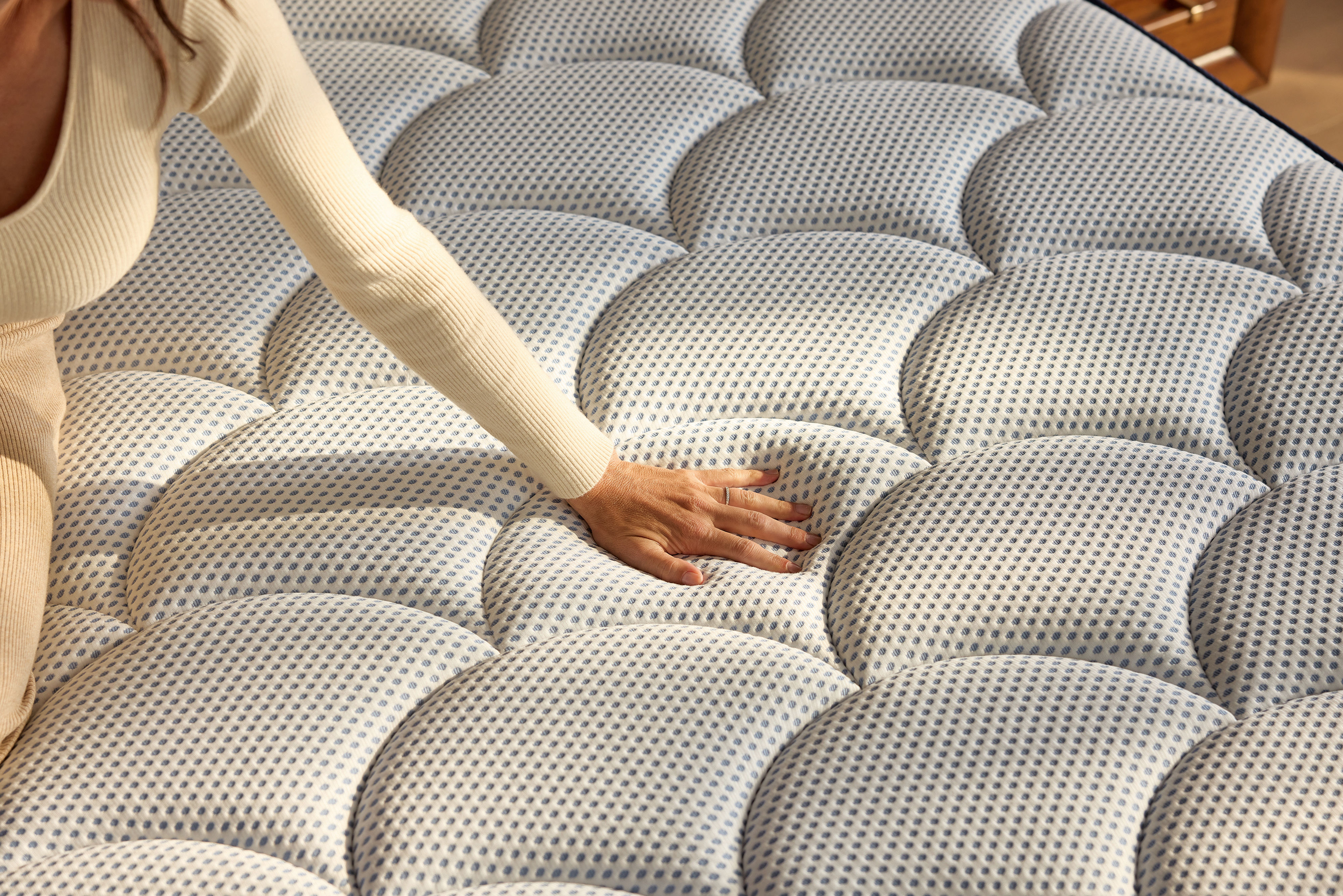 Rent-To-Own Dreamcloud Hybrid Premier 4.0 Queen Mattress - White