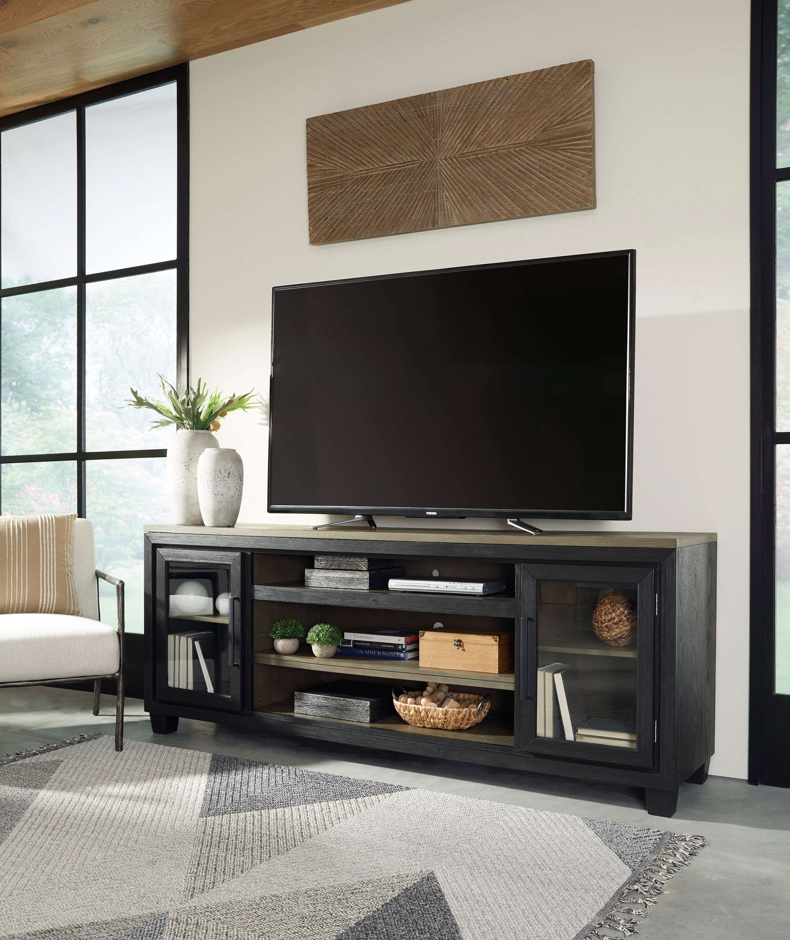 Rent-To-Own Signature Design by Ashley Foyland 83