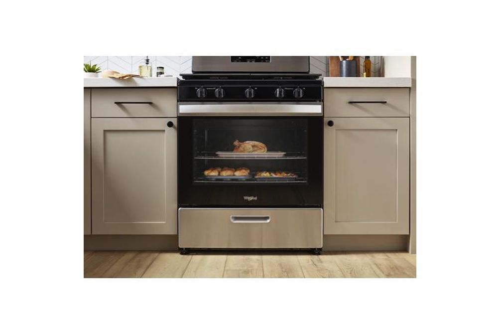 Whirlpool 5.1 Cu. Ft. Freestanding Gas Range with Edge to Edge Cooktop