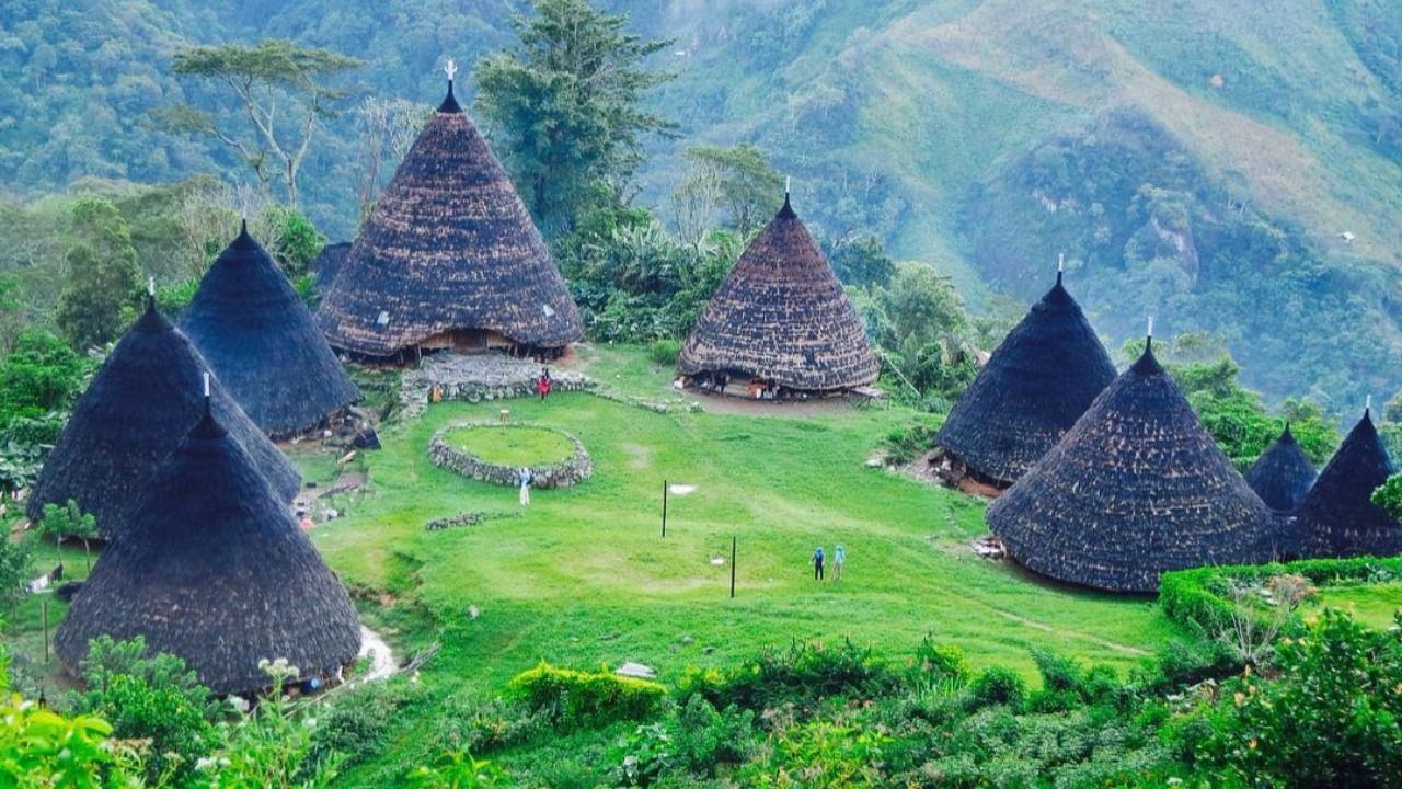 Sejarah Mbaru Niang Wae Rebo, Filosofi Rumah Kerucut dan Kehidupan Masyarakatnya