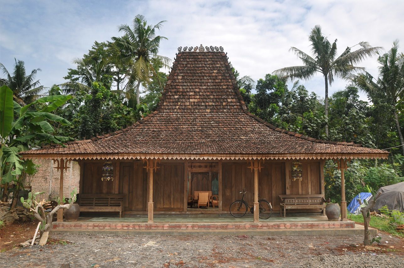 15 Rumah Adat Indonesia, Mengenal Bentuk, Asal Daerah dan Filosofinya