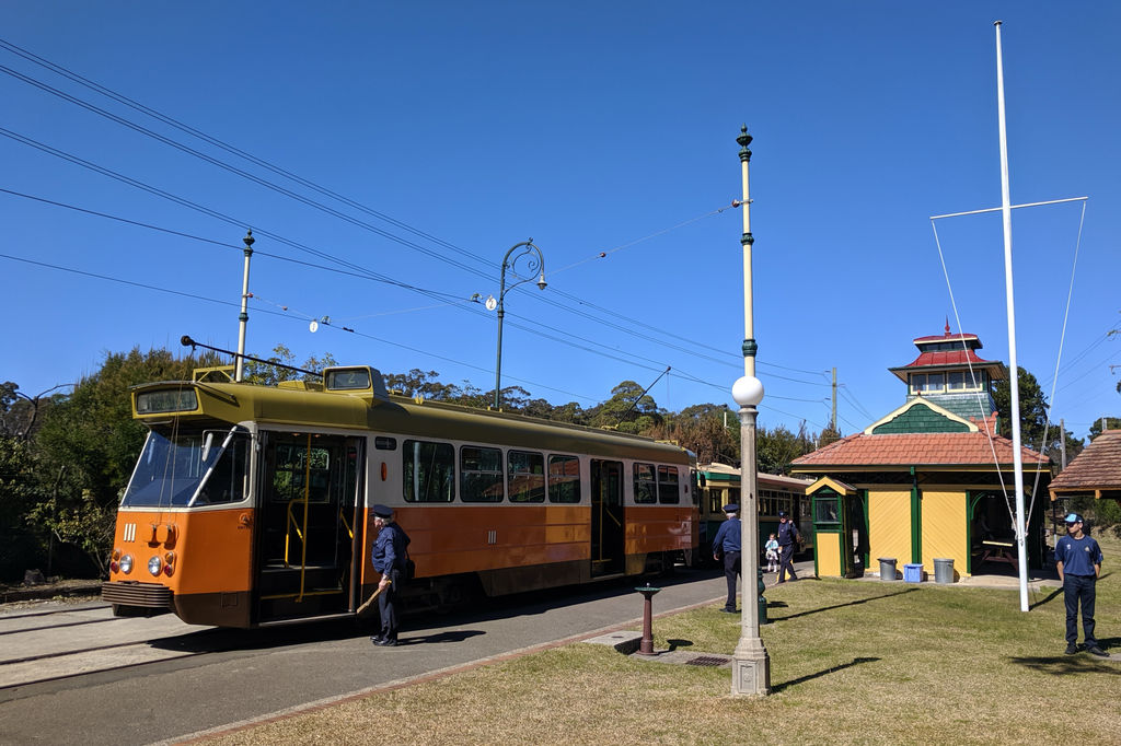 5de49ac22c58b46ce745854f.jpg