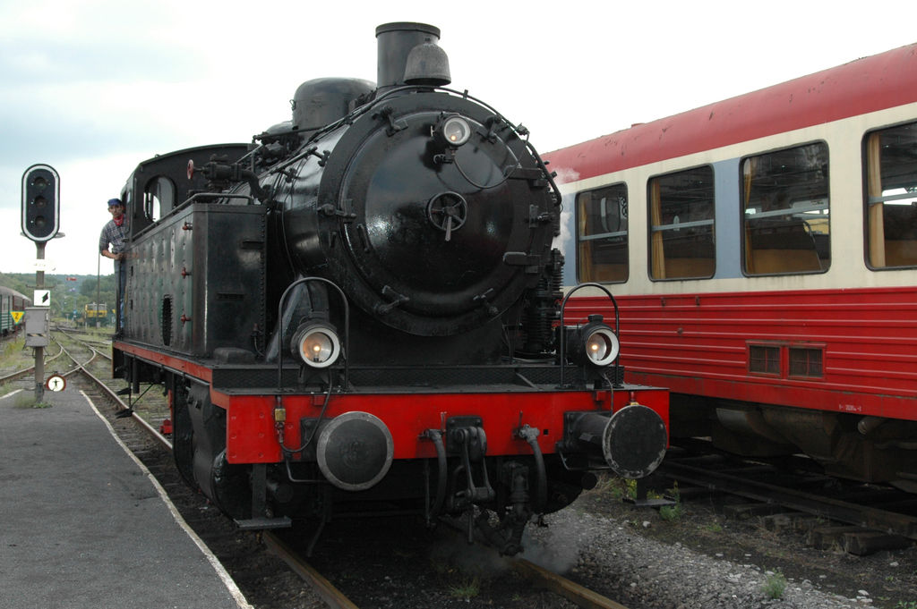 5de49bd02c58b46ce745888b.jpg