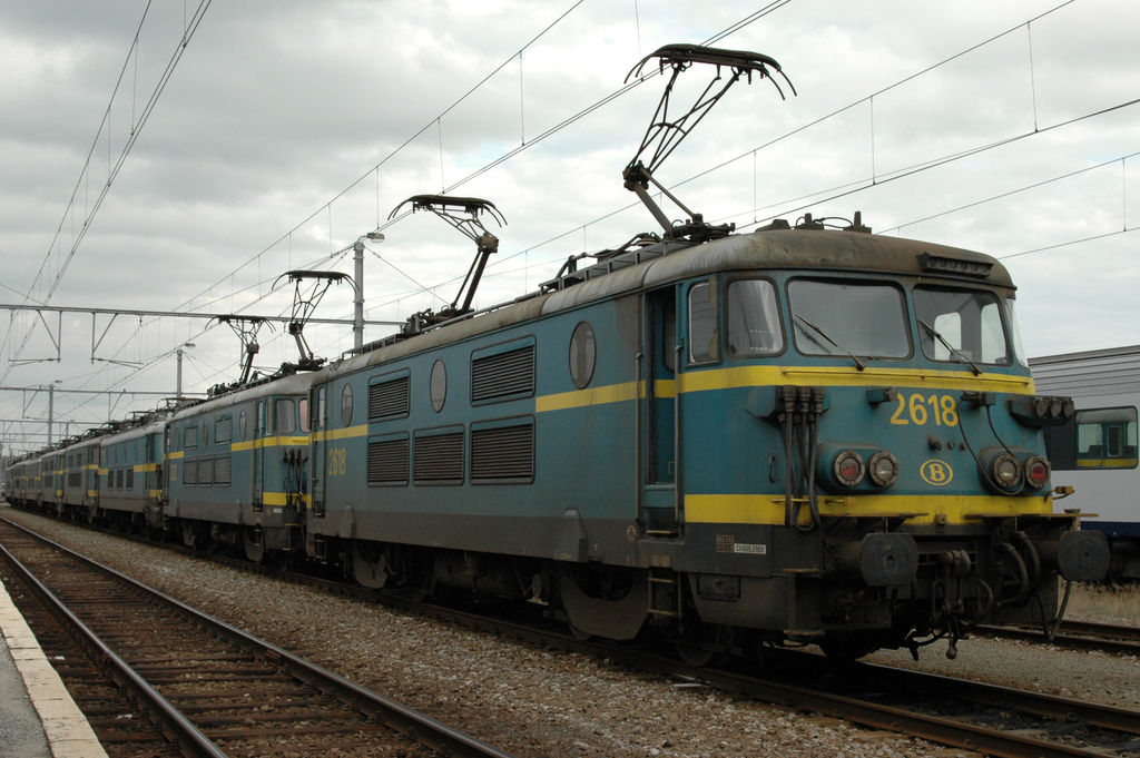 5de49be62c58b46ce74588cf.jpg