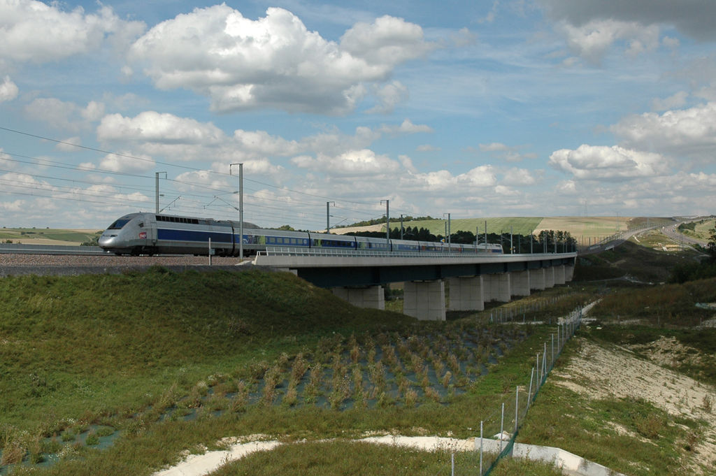 5de49bf22c58b46ce74588f4.jpg