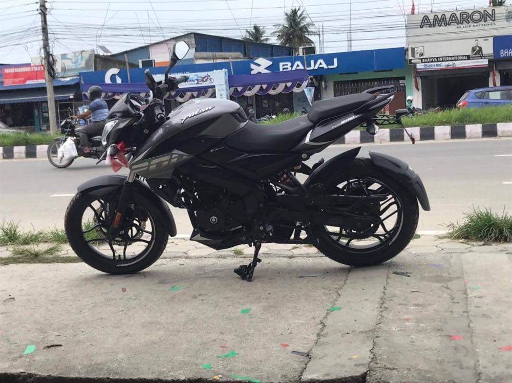 Pulsar 200 second sale hand