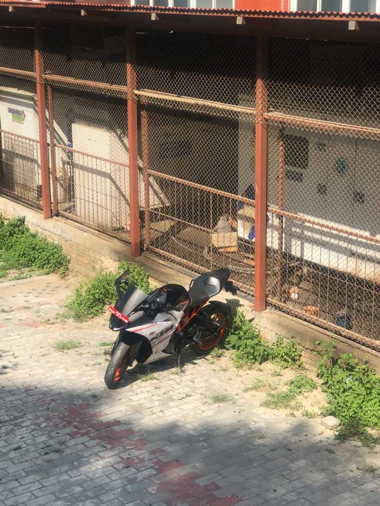 Used 2019 KTM Duke 125 bike for sale in Kathmandu - Image 2 of 4