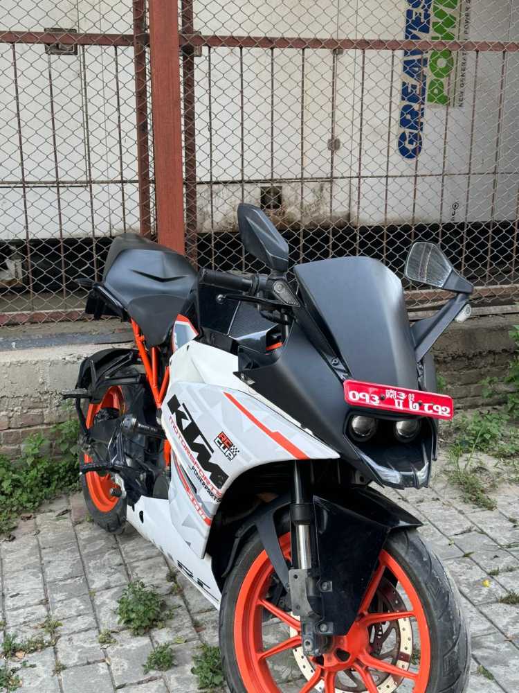 Used 2019 KTM Duke 125 bike for sale in Kathmandu - Image 4 of 4