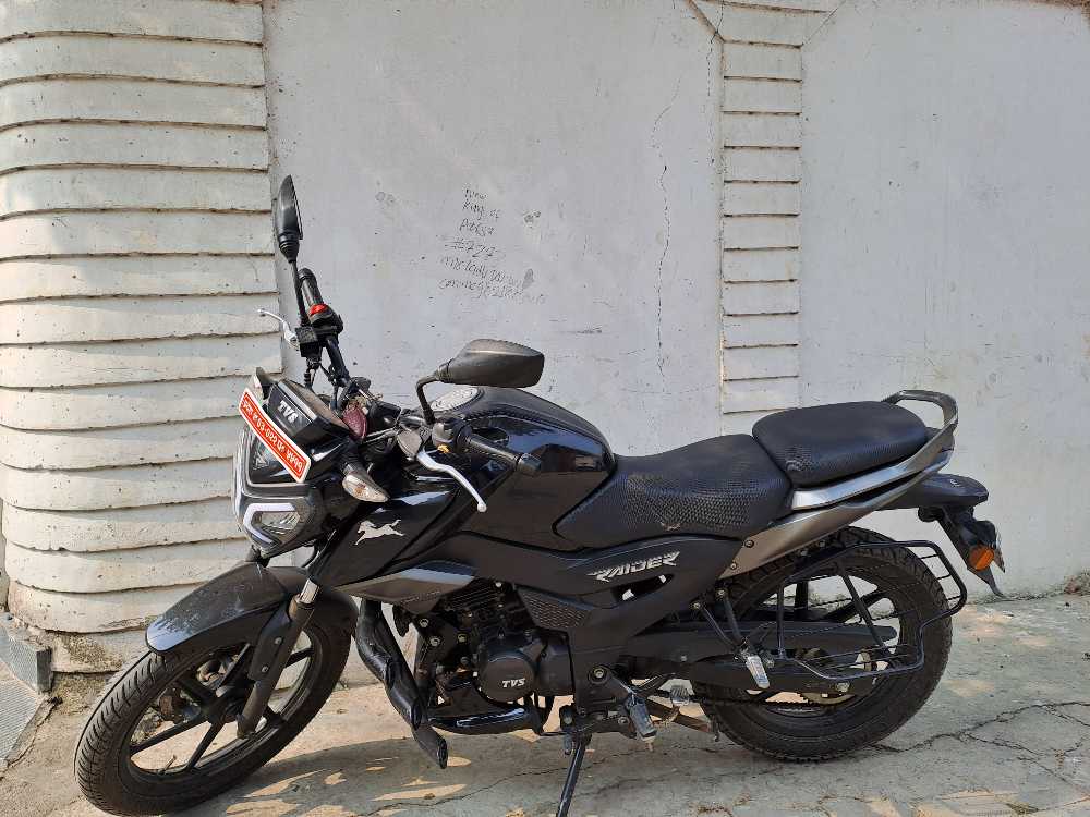 Used 2022 TVS Raider  bike for sale in Birgunj - Image 4 of 5
