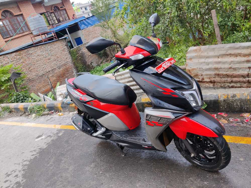 Used 2021 TVS NTORQ 125 bike for sale in Kathmandu - Image 7 of 8