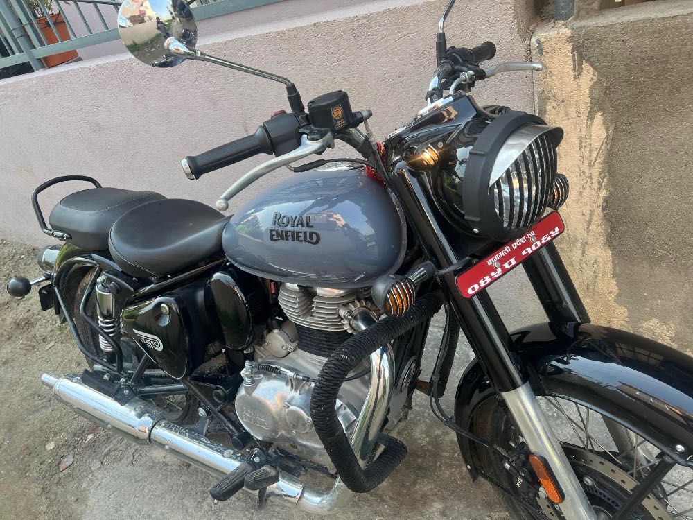 Used 2022 Royal Enfield Classic 350 bike for sale in Kathmandu - Image 1 of 1