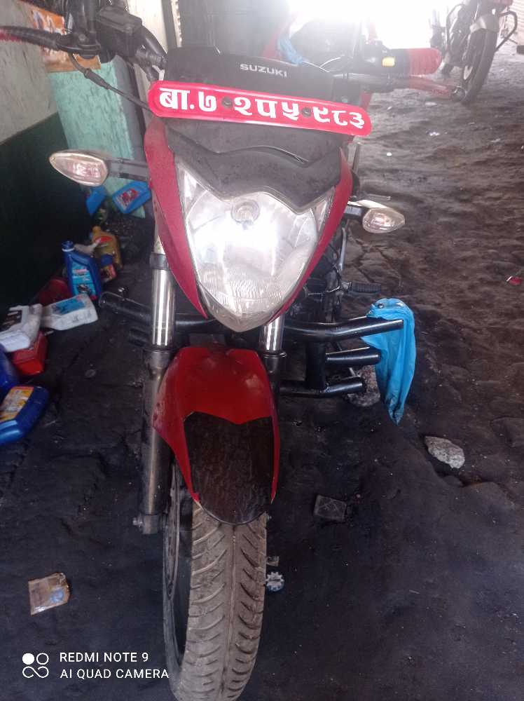 Used 2015 Suzuki Gixxer 150 bike for sale in Kathmandu - Image 1 of 1