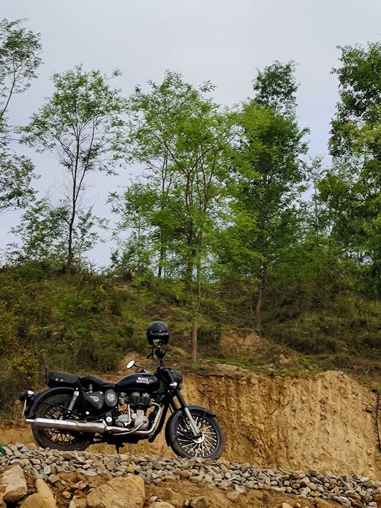 Used 2013 Royal Enfield Classic 350 bike for sale in Surkhet - Image 1 of 1