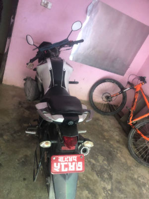 Used 2017 Yamaha FZS bike for sale in Kathmandu - Image 3 of 3