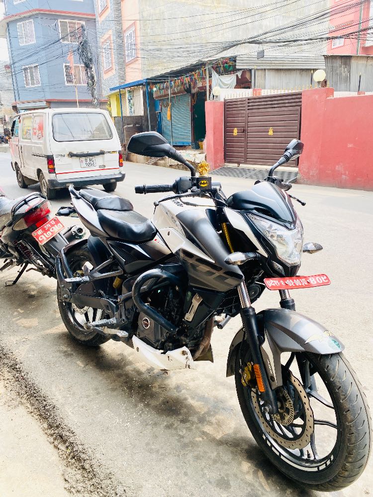 Used 2020 Bajaj Plusar 150 bike for sale in Bardibas - Image 2 of 3